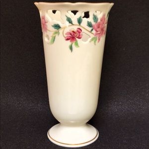 LENOX BARRINGTON COLLECTION VASE 8”